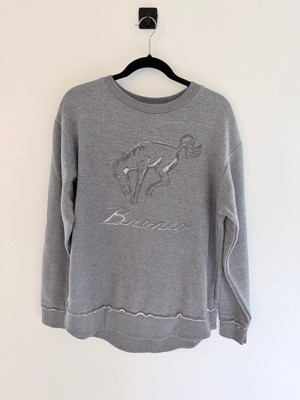 Ford Bronco Gray Raw-Edge Distressed Graphic Crewneck Sweatshirt-Size L